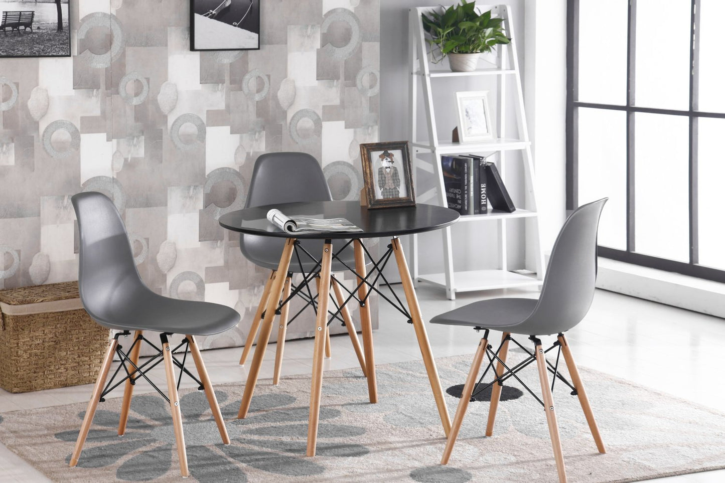 Set of four chairs for the living room dining room Gray