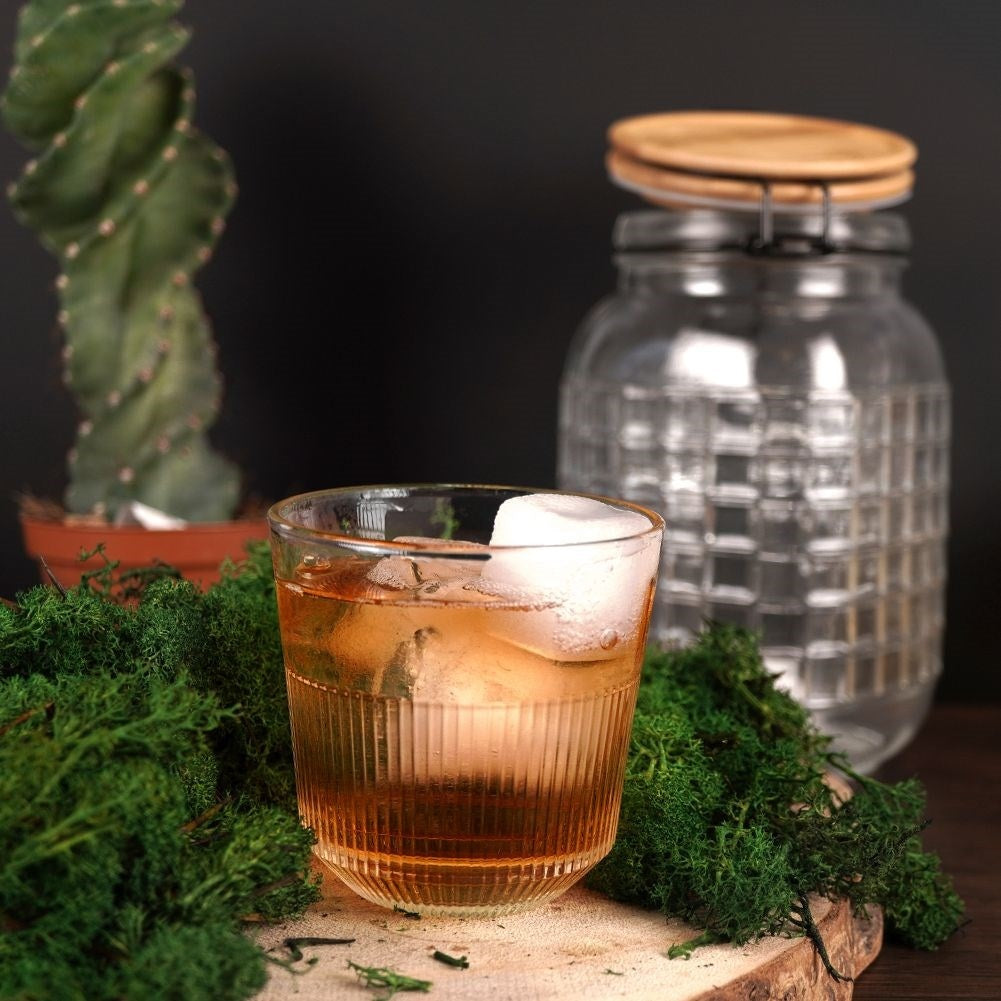 Set of four glasses 270 ml - Unique design for all drinks