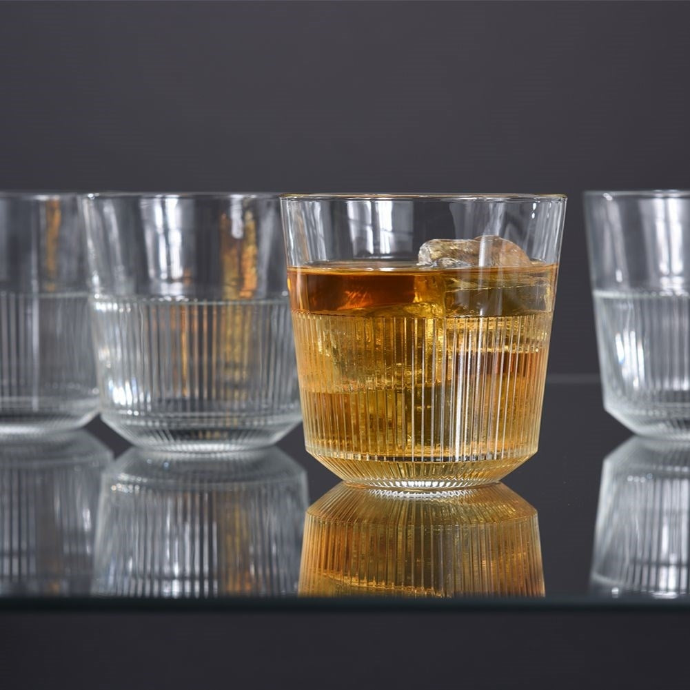 Set of four glasses 270 ml - Unique design for all drinks