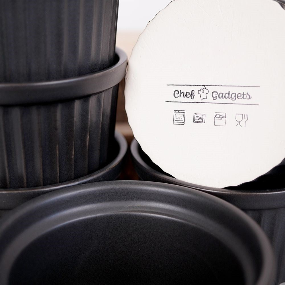 Set of small porcelain baking tins for baking and serving