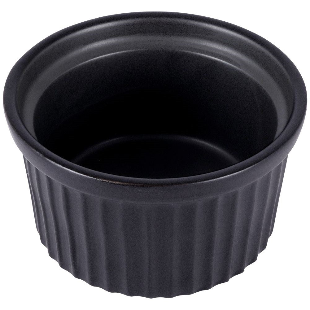 Set of small porcelain baking tins for baking and serving