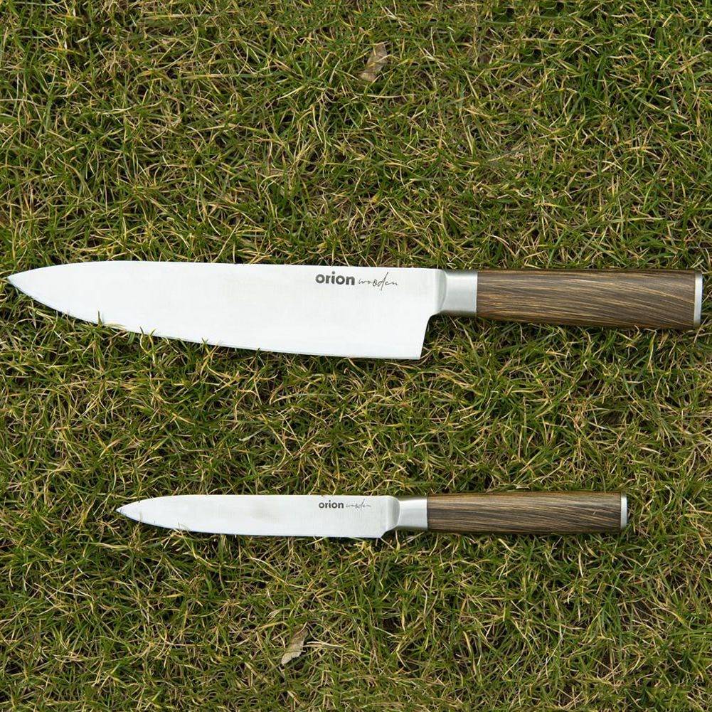 Set of three kitchen knives: chef's knife, universal knives, stainless steel