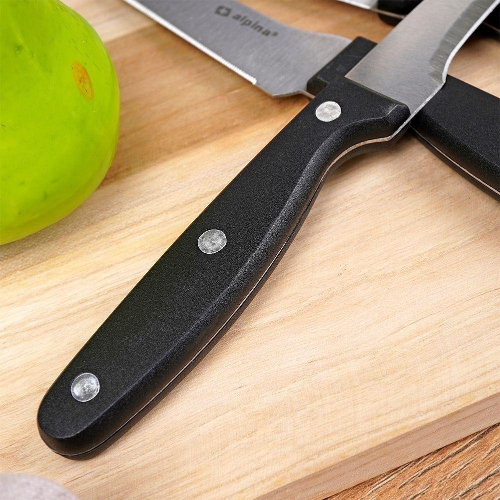 Set of three kitchen knives: peeler, cheese knife, all-round knife