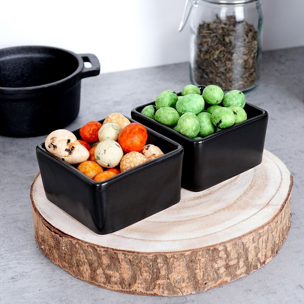 Set of two black ceramic bowls, dishwasher safe