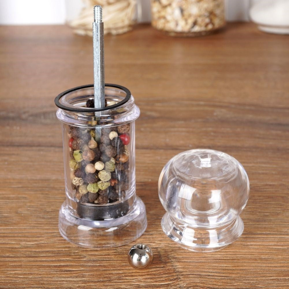 Set with Pepper mill and Salt shaker in Acrylic