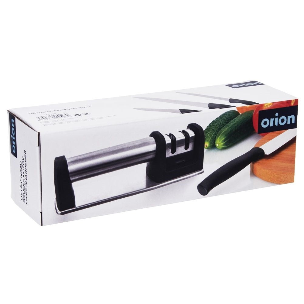 Sharpening tool for steel and ceramic knives with two sharpening blades