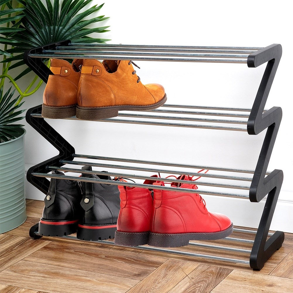 Shoe shelf with 4 levels for optimal shoe storage