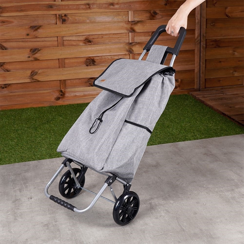 Shopping bag on wheels with large load capacity