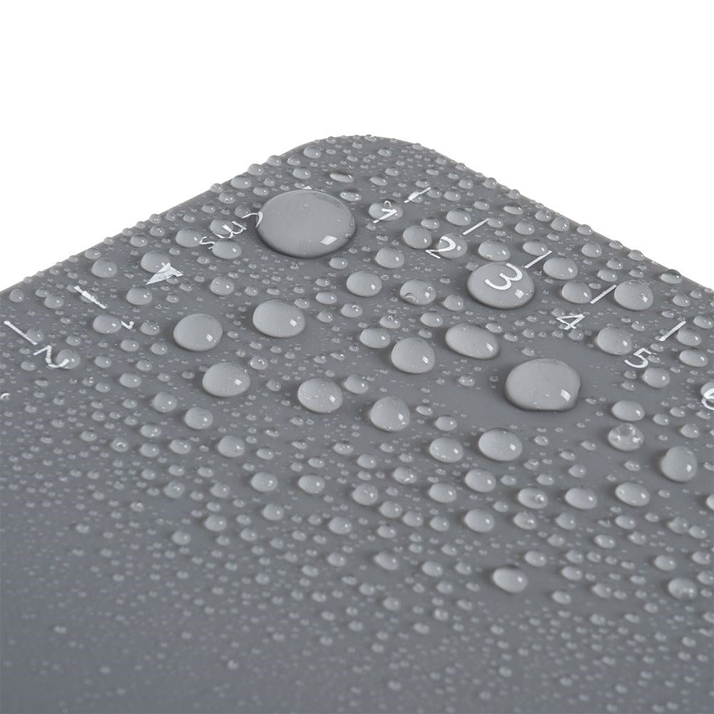 Silicone baking mat: Minimal flour, easy storage