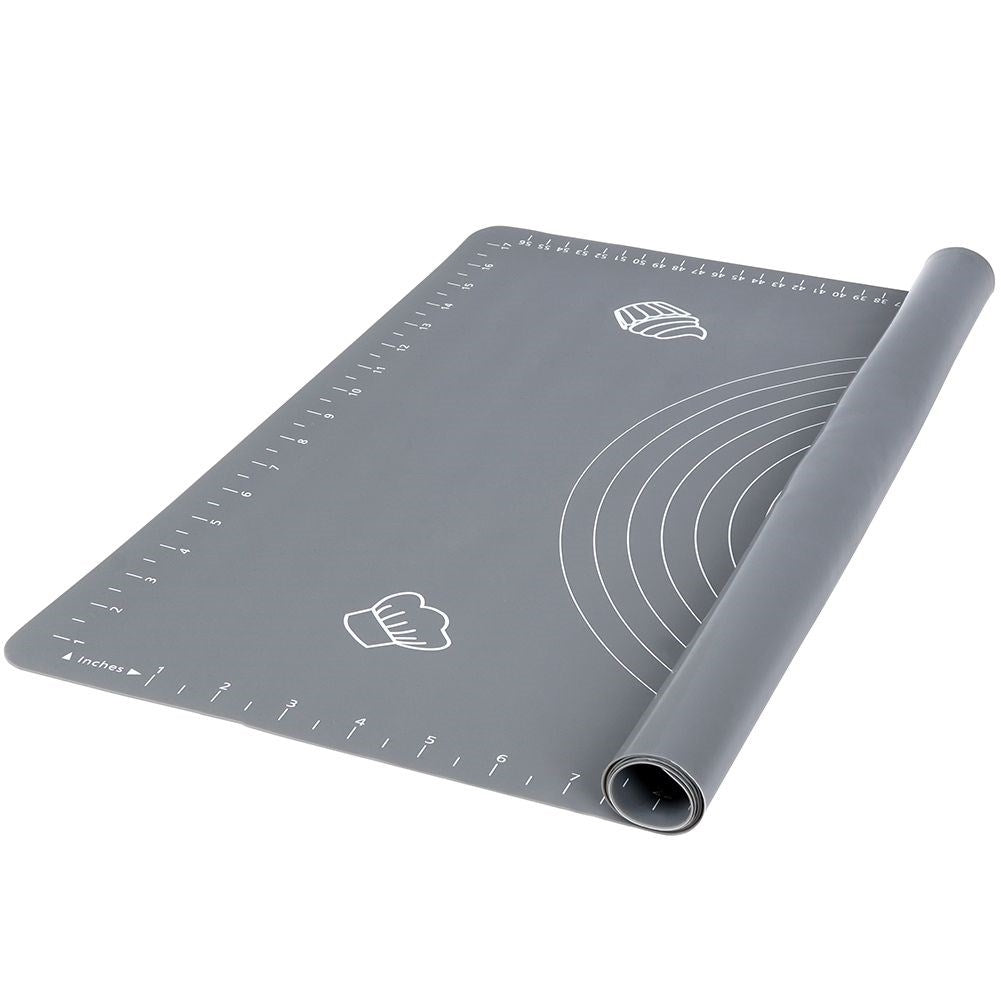 Silicone baking mat: Minimal flour, easy storage
