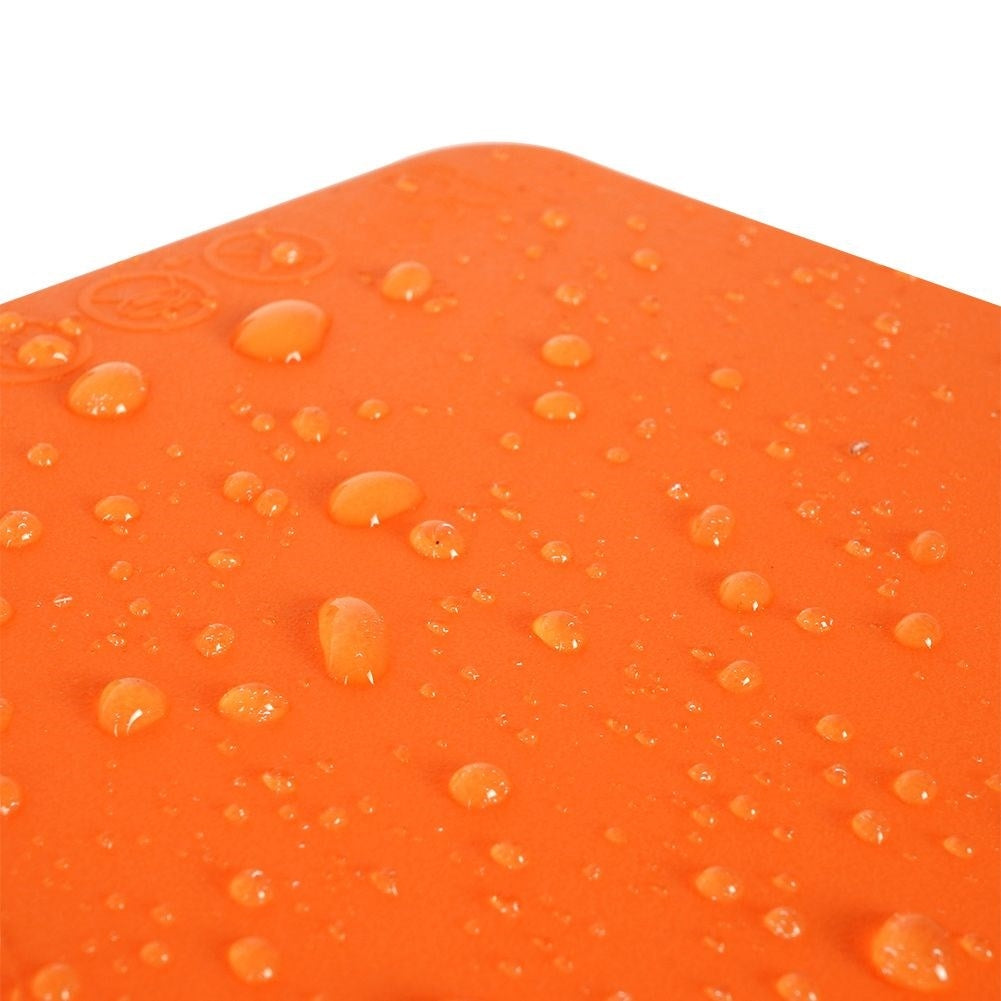 Silicone baking mat: Minimal flour use, easy storage