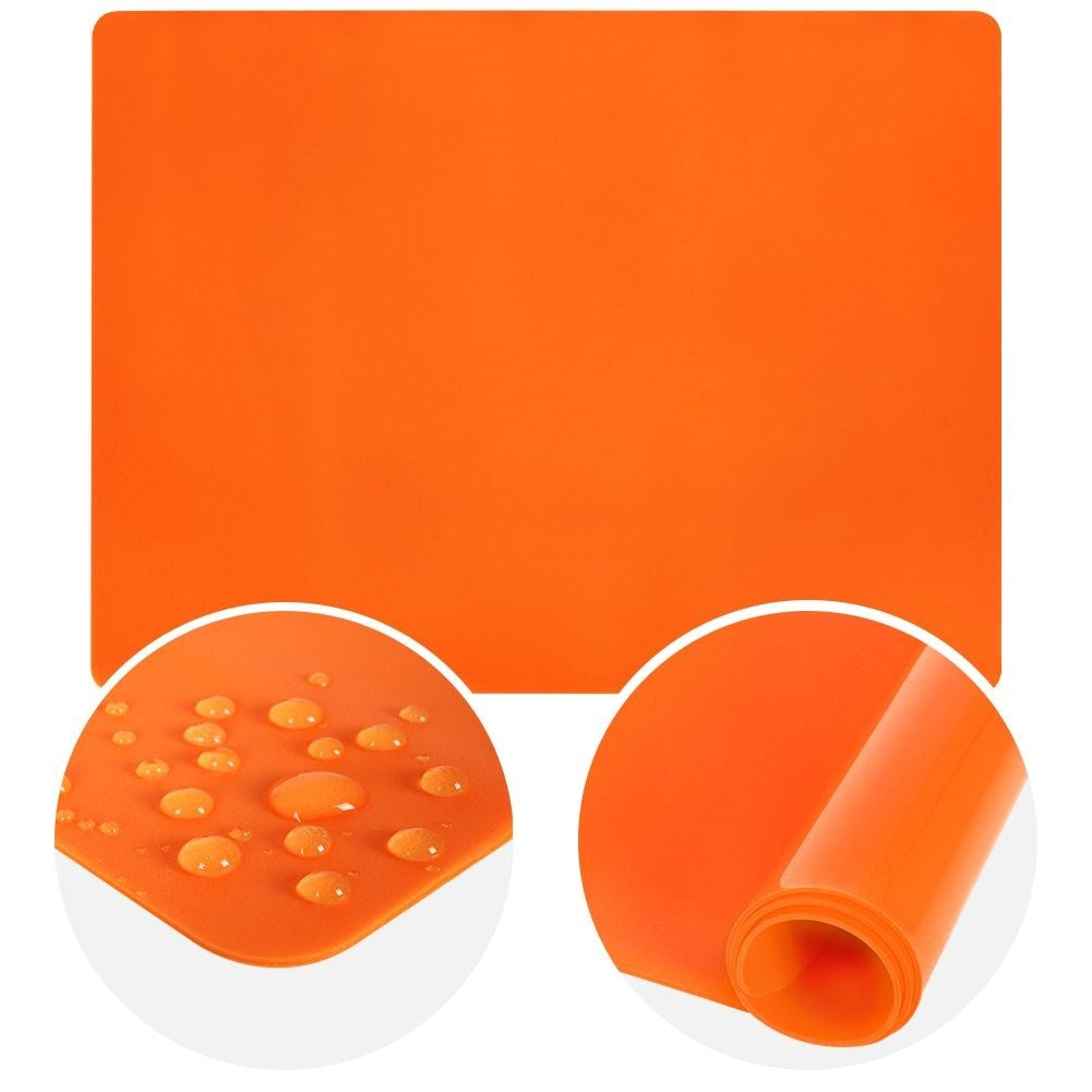 Silicone baking mat - Smooth, space-saving and easy baking