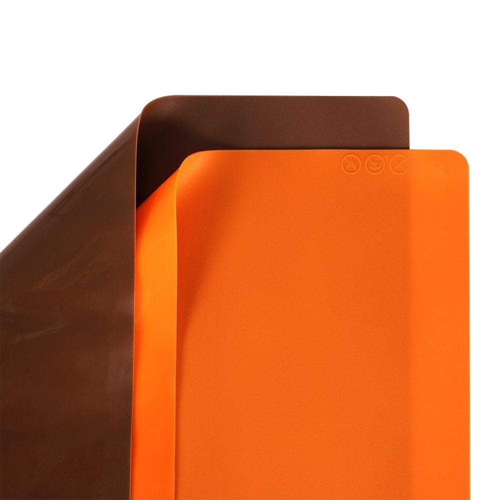 Silicone baking mat - Smooth, space-saving and easy baking