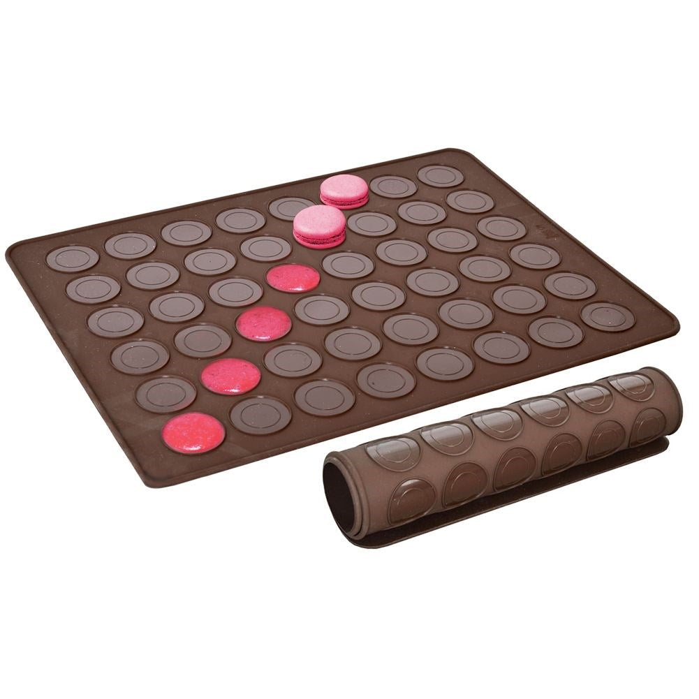 Silicone baking mold for French macarons - two sizes