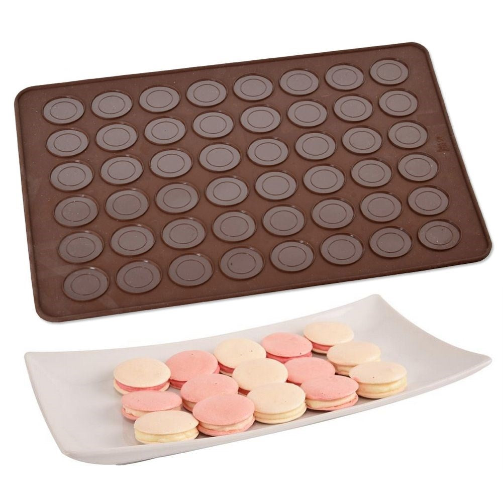Silicone baking mold for French macarons - two sizes