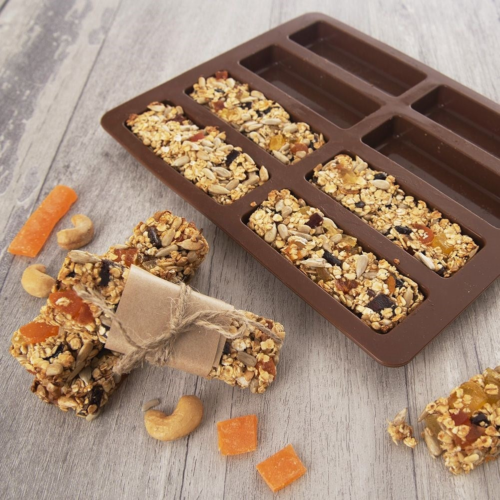 Silicone mold for 8 healthy, heat-resistant muesli bars