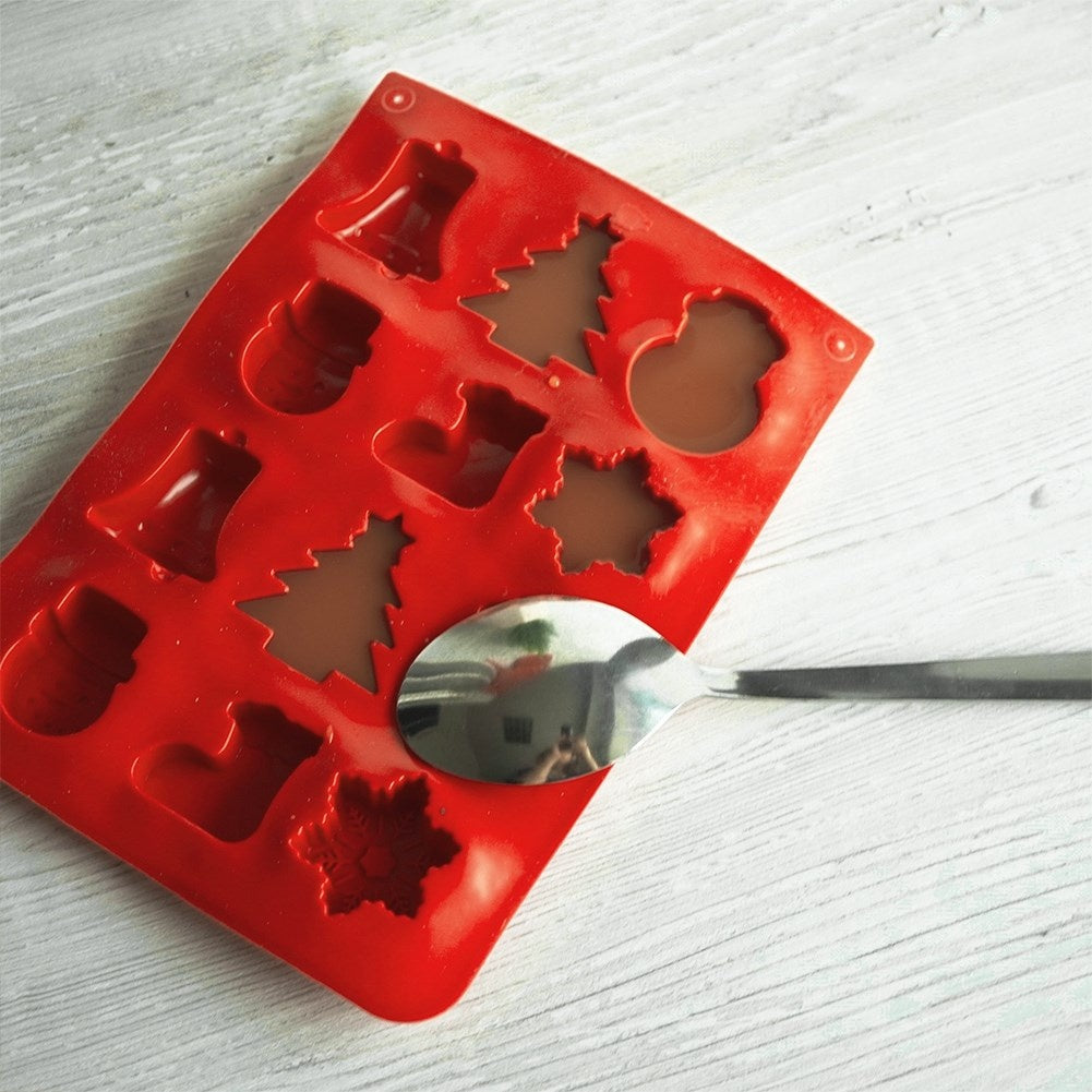 Silicone mold for Christmas cookies and pralines in festive shapes