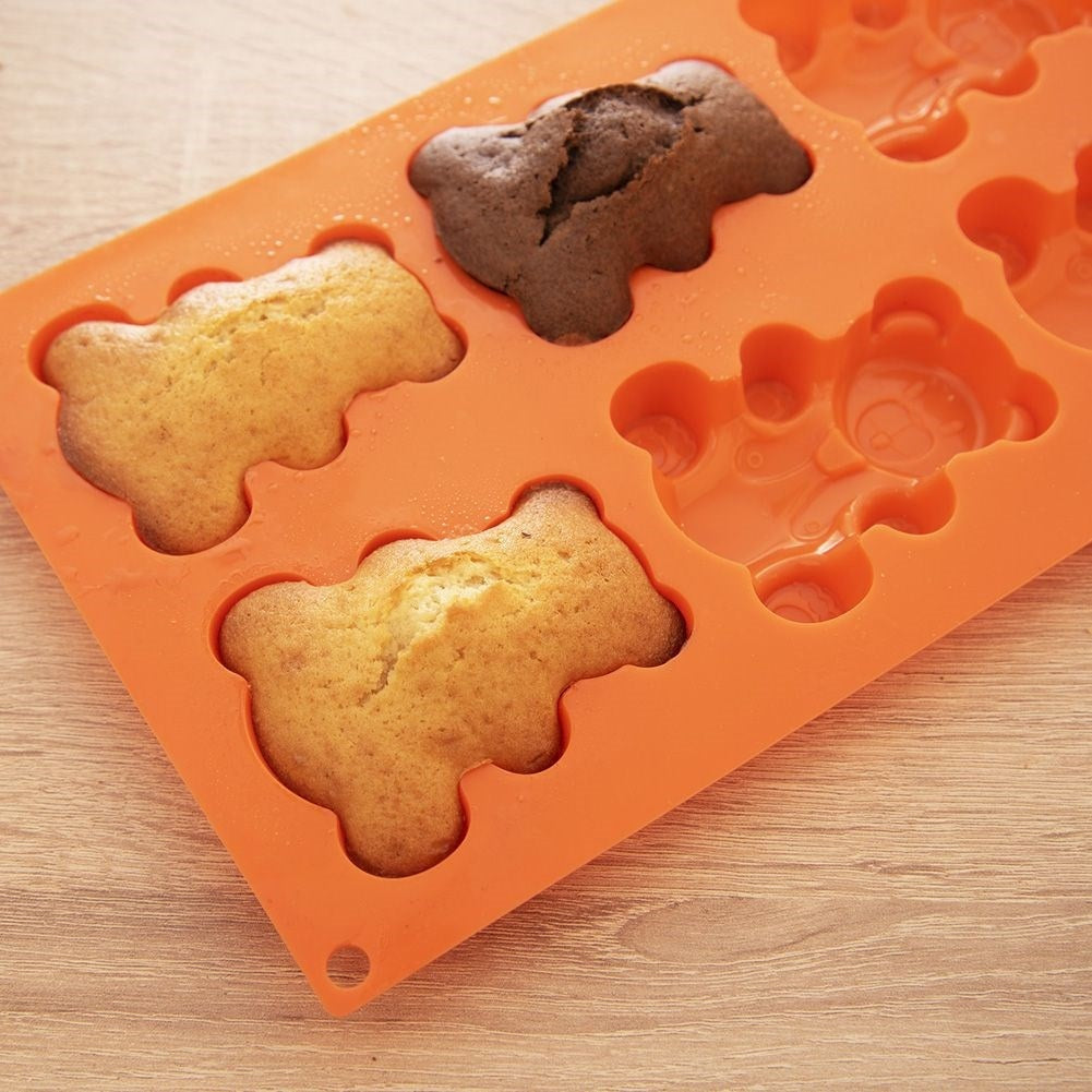 Silicone mold for easy bear-shaped cake baking