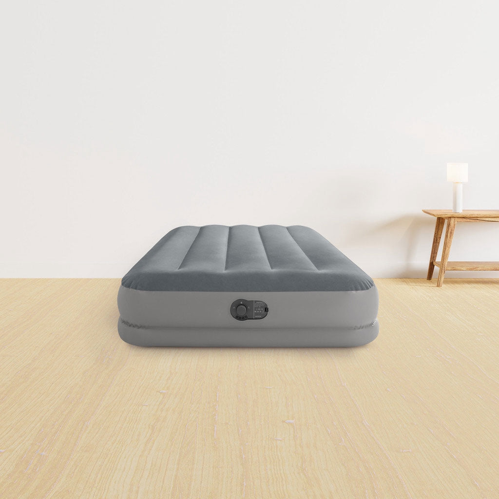 Single Air Mattress with Built-In Pump, 191x99x30 cm