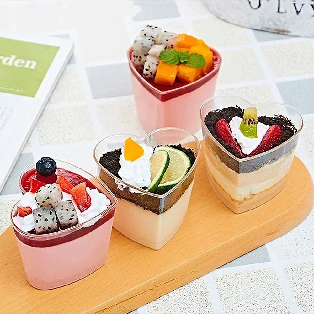 Six heart-shaped bowls for snacks and desserts