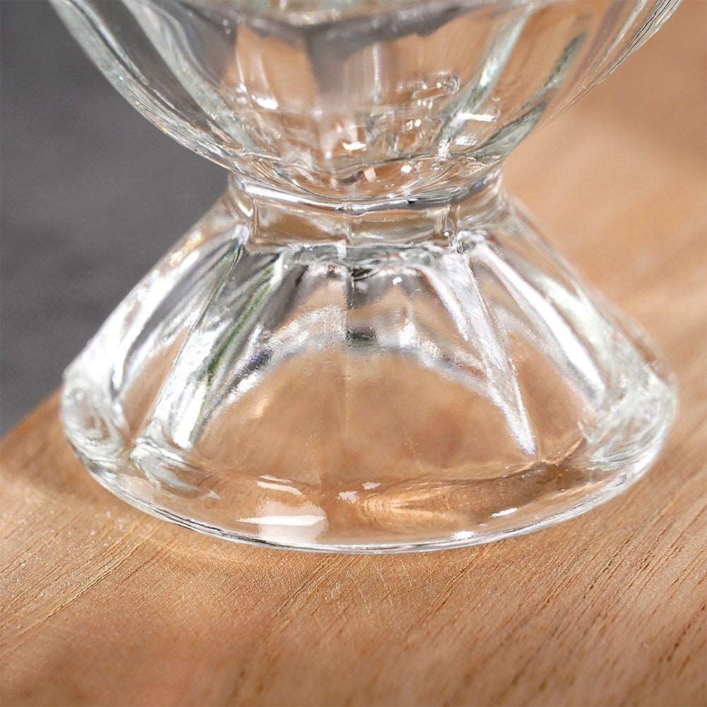 Six small glass dessert bowls, perfect for snacks and desserts