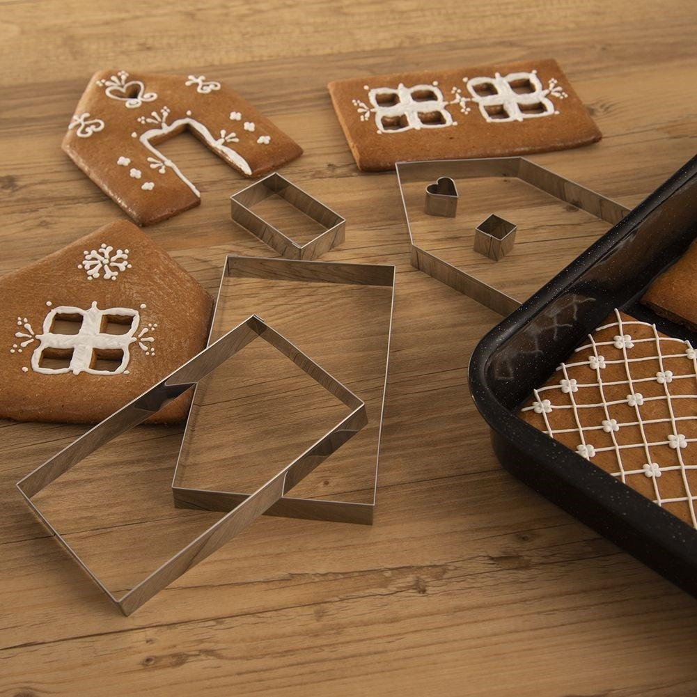 Six stainless steel gingerbread molds for 3D gingerbread houses