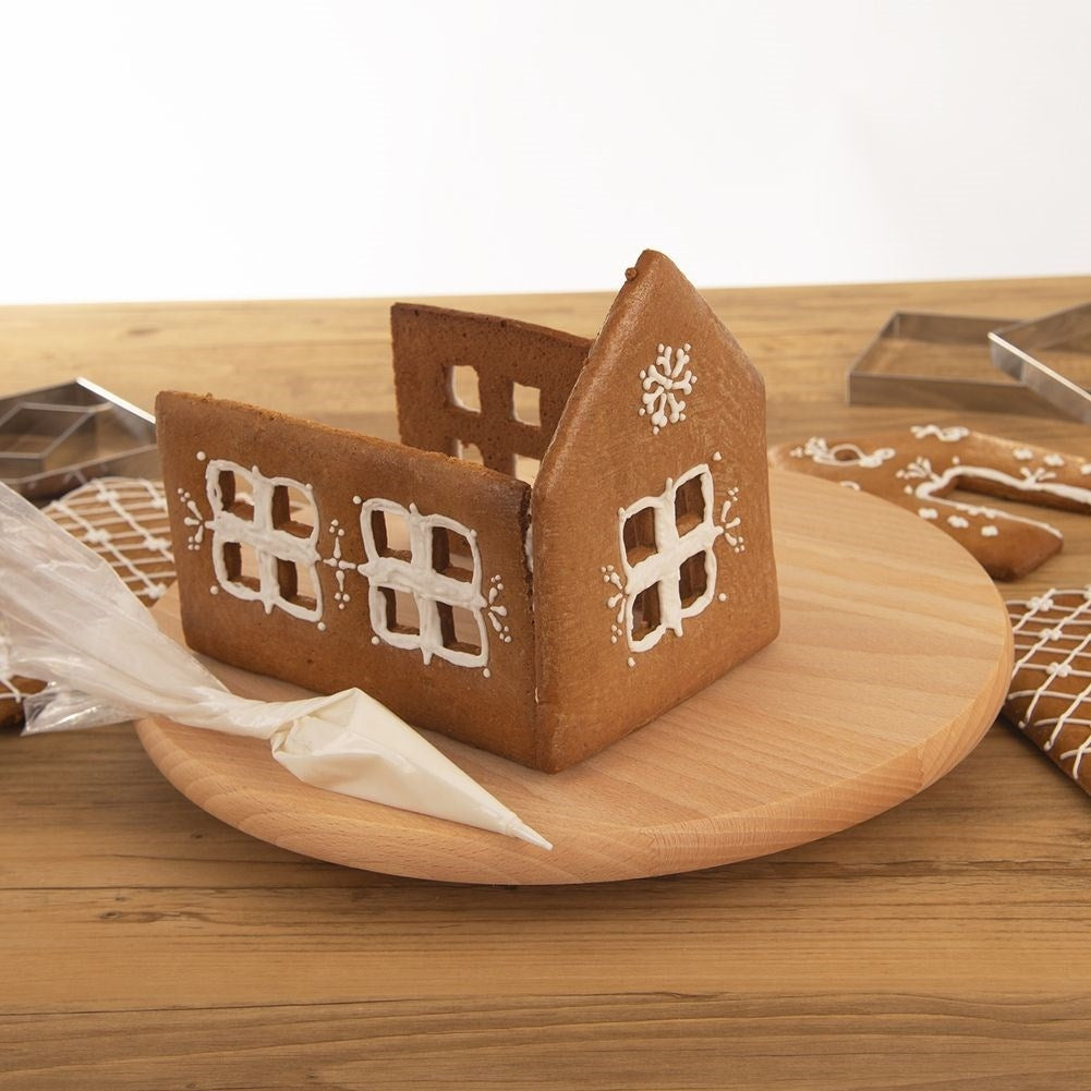 Six stainless steel gingerbread molds for 3D gingerbread houses