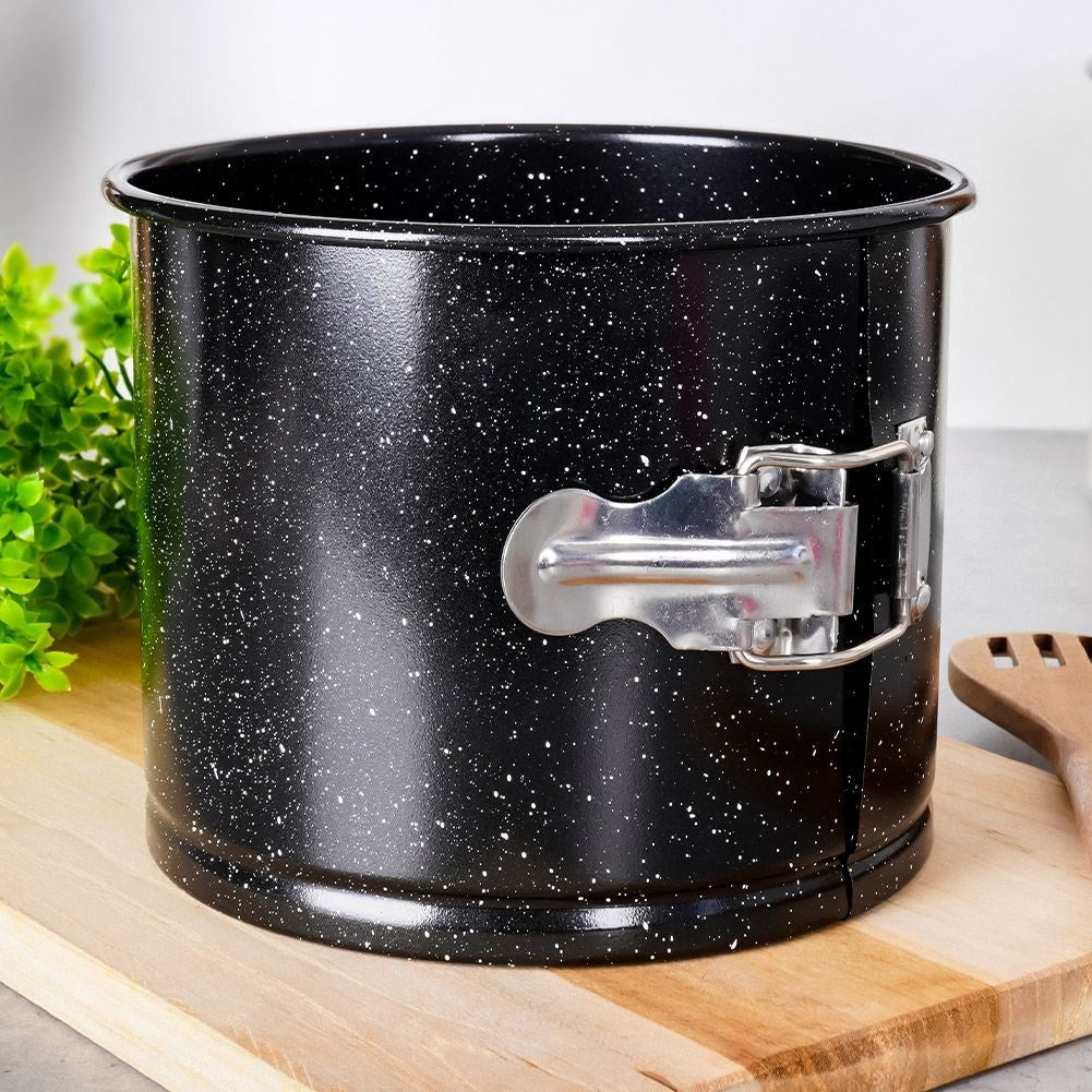 Small Baking Form with Non-Stick and Removable Base