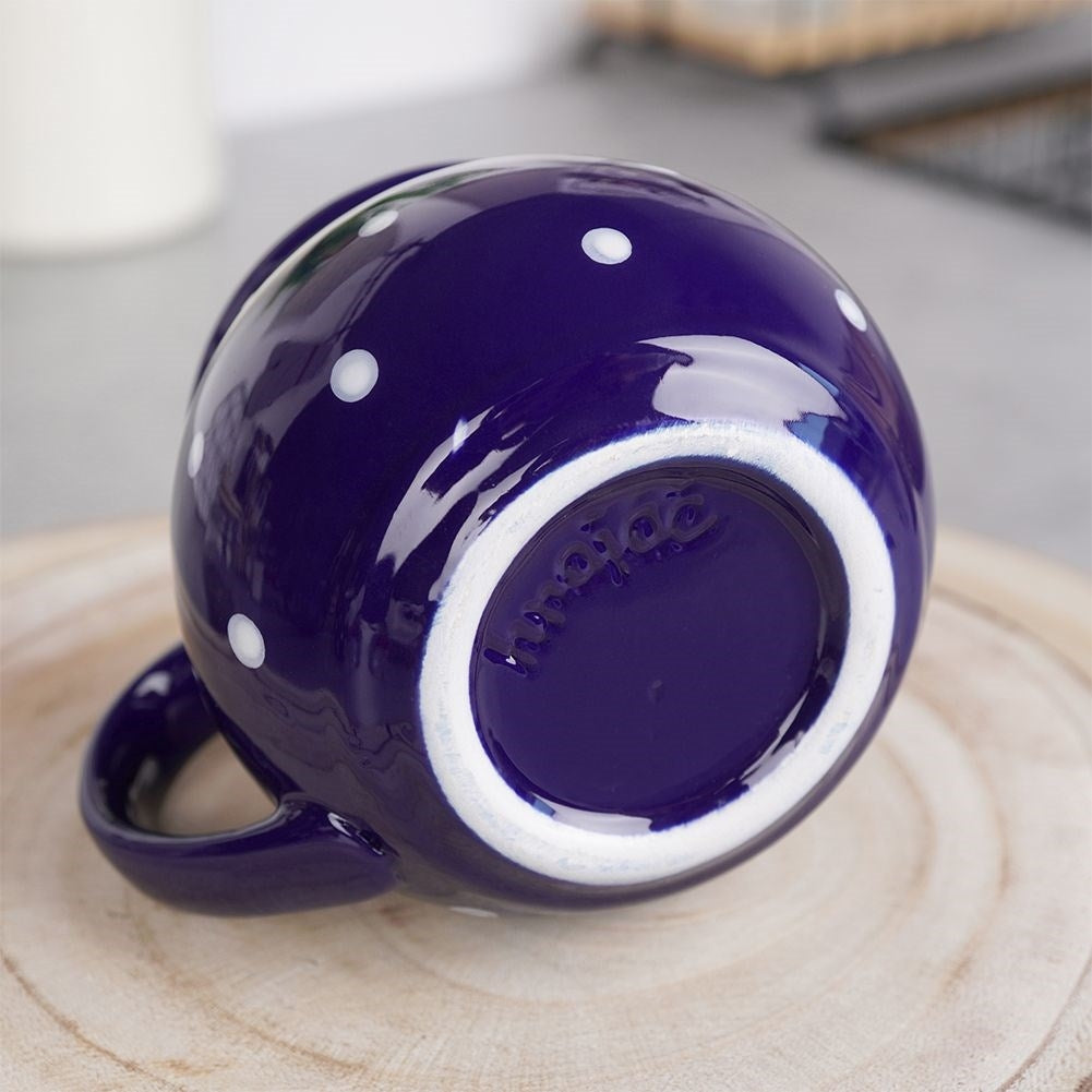 Small Ceramic Cup: Perfect for coffee, tea and mulled wine