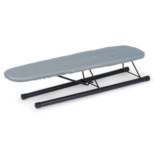 Small and practical ironing board for easy sleeve ironing