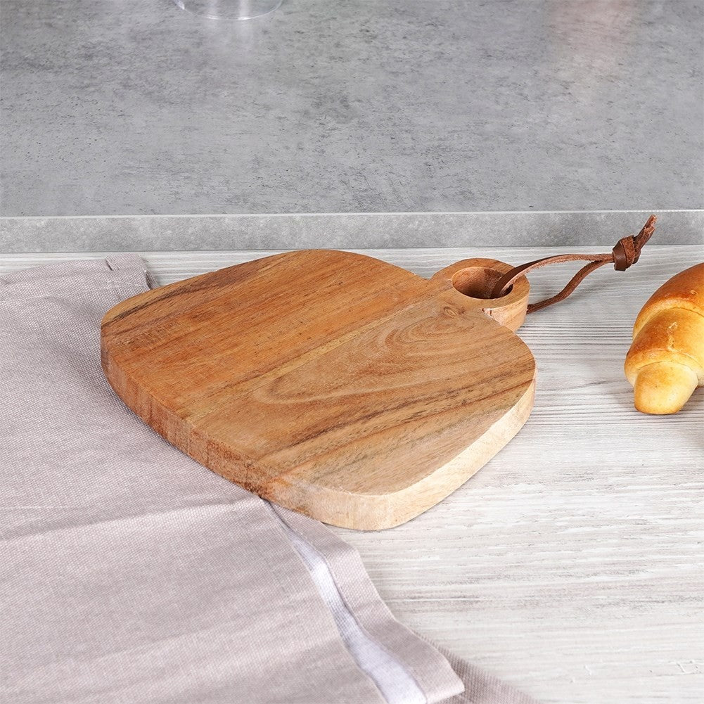 Small cutting board in acacia wood with handle for serving