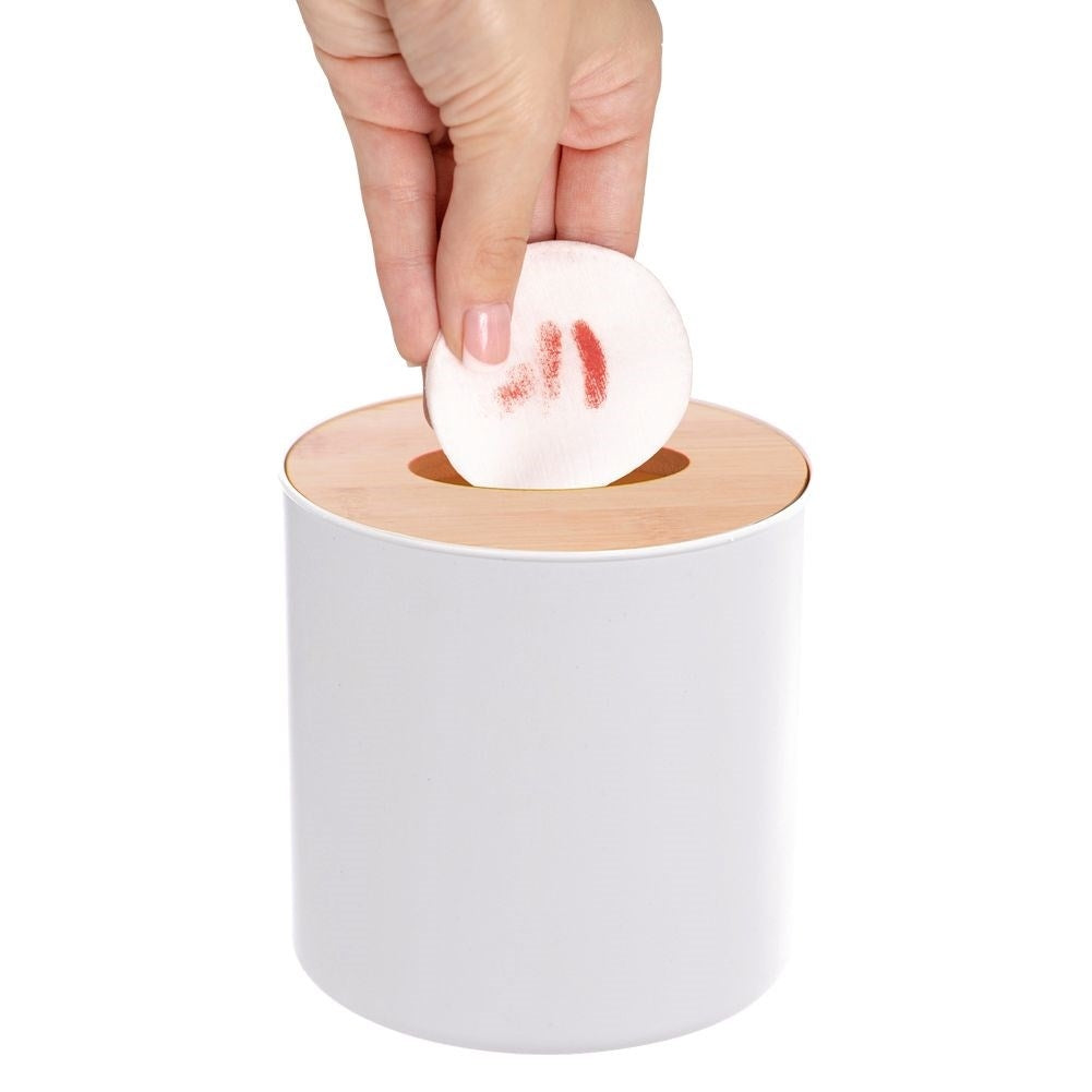 Small durable waste bin for bathrooms in plastic and bamboo