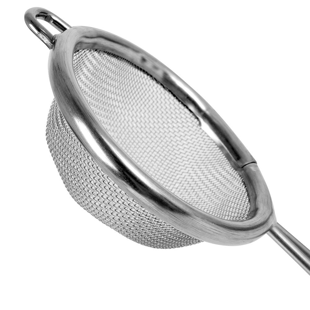 Small kitchen strainer in stainless steel for baking and cooking
