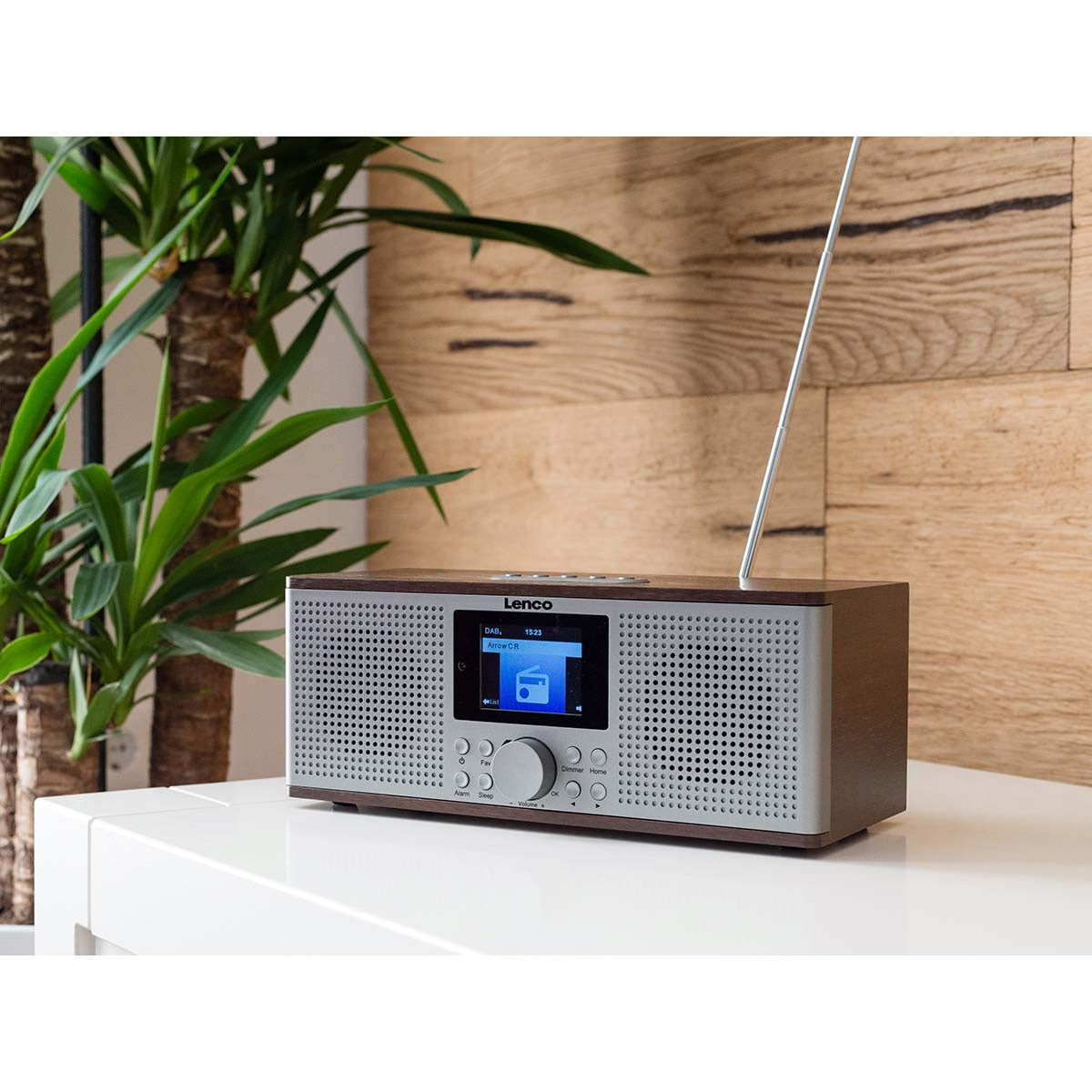 Smart Internet radio, with DAB+ / FM and Bluetooth® Wood