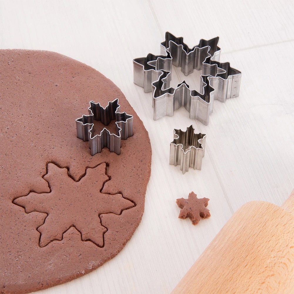 Snowflake Cookie Cutters Set, Stainless Steel, 4 Sizes