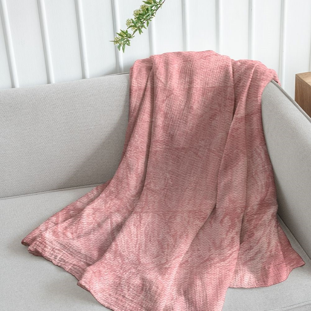 Soft and Cozy Microfiber Blanket - Perfect for Chilly Evenings