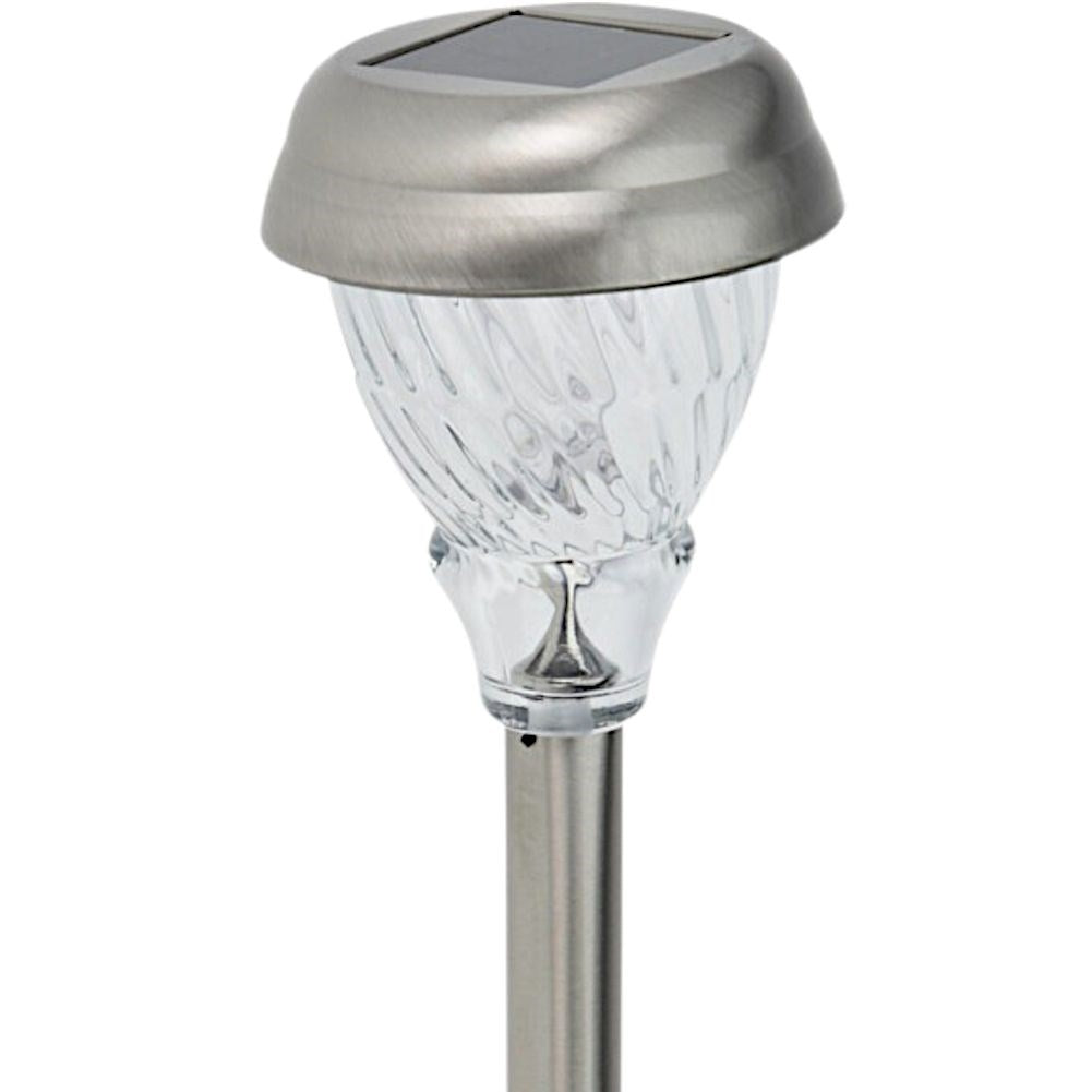 Solar powered garden lamp: Weather resistant and durable