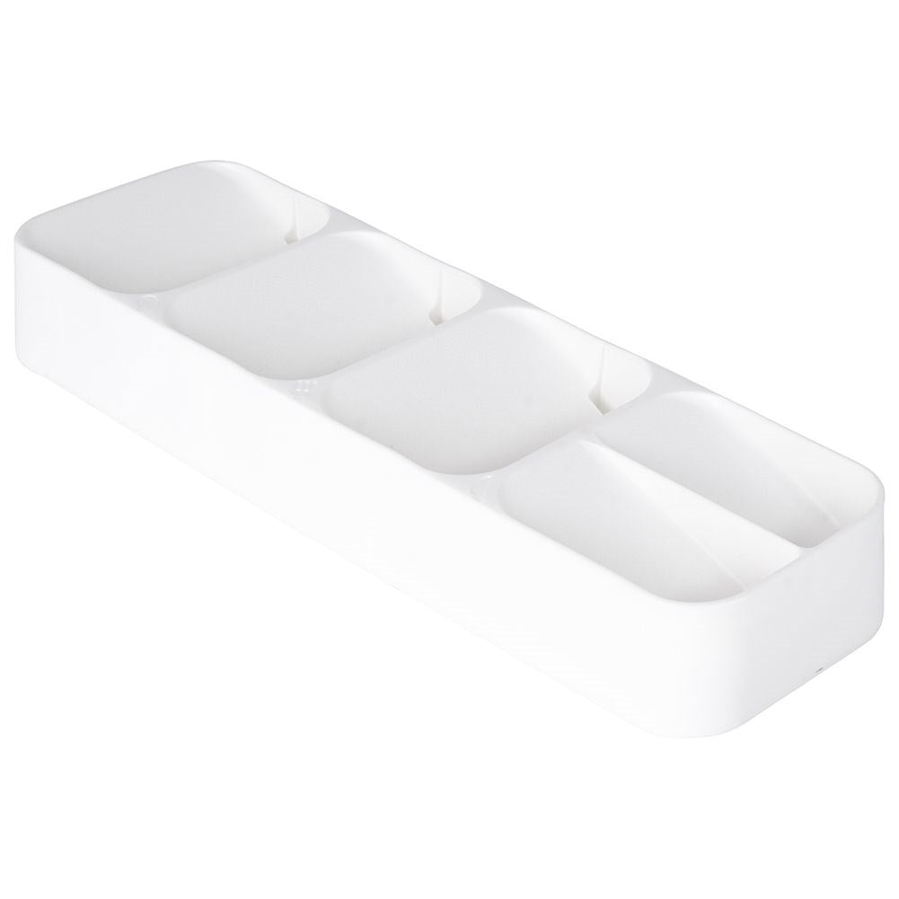 Spacious and durable cutlery box with smart design