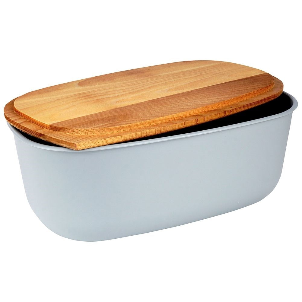 Spacious gray bread tin with a wooden cutting board as a lid