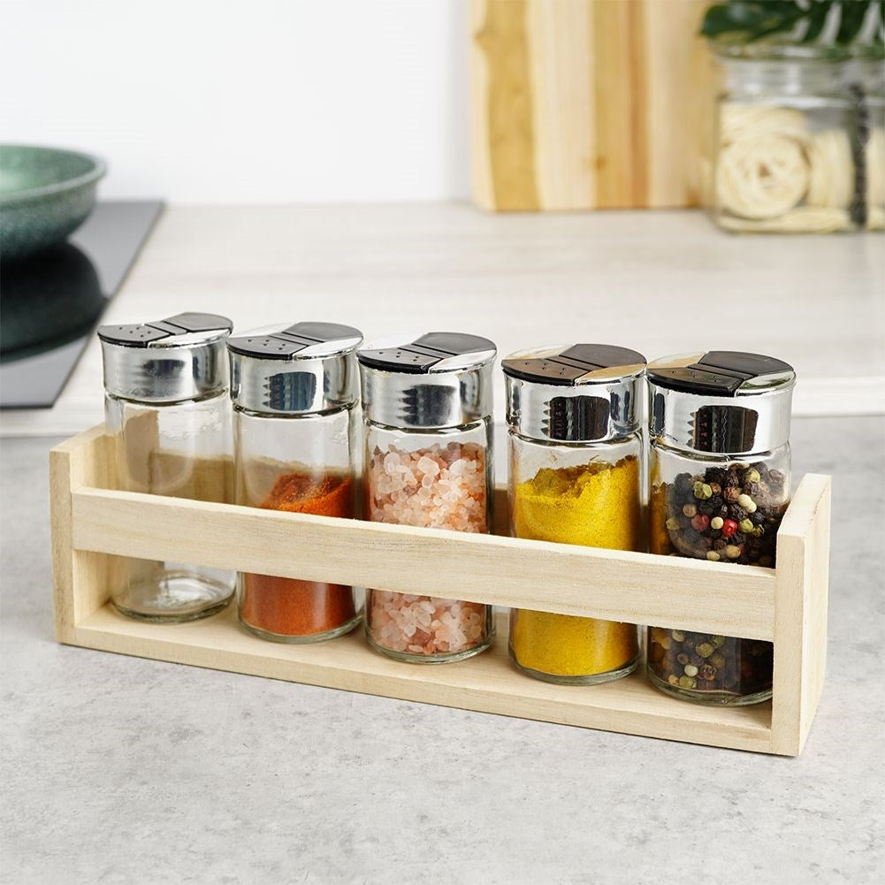Spice Rack: Five Glass Containers in Wood for Perfect Organization