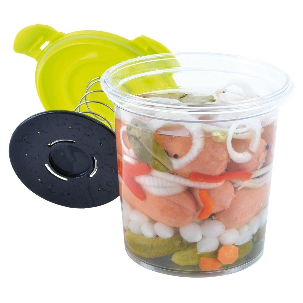 Spring lid Marinating container for Perfect Marinating