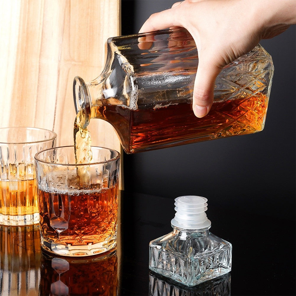 Square carafe with cork - Perfect for all drinks