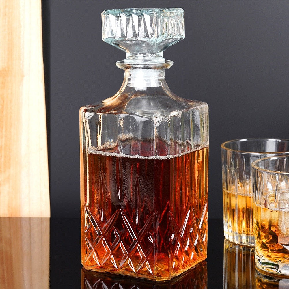 Square carafe with cork - Perfect for all drinks