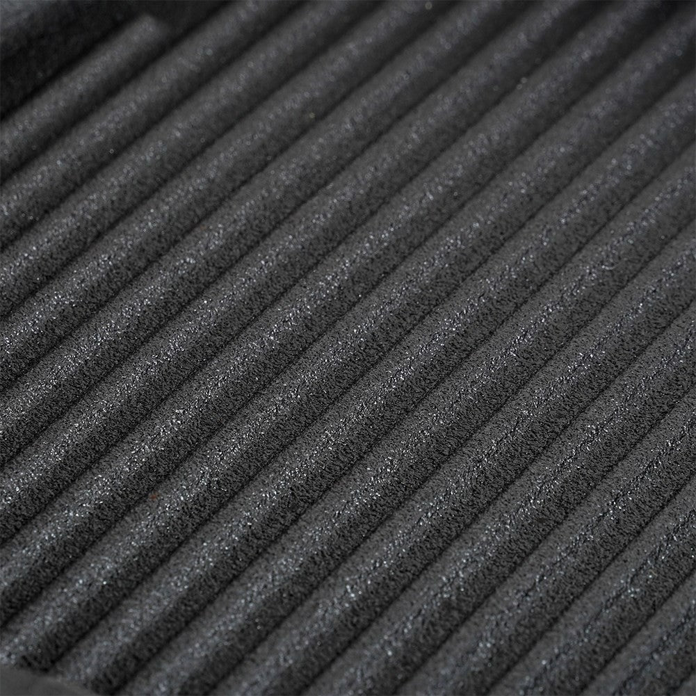 Square cast iron grill pan with grill base and silicone cover
