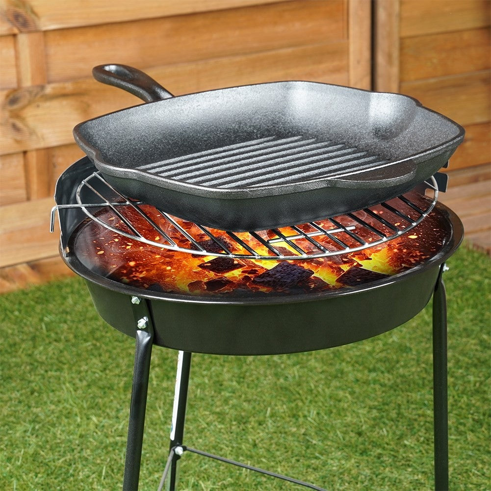 Square cast iron grill pan with silicone handle for all heat sources