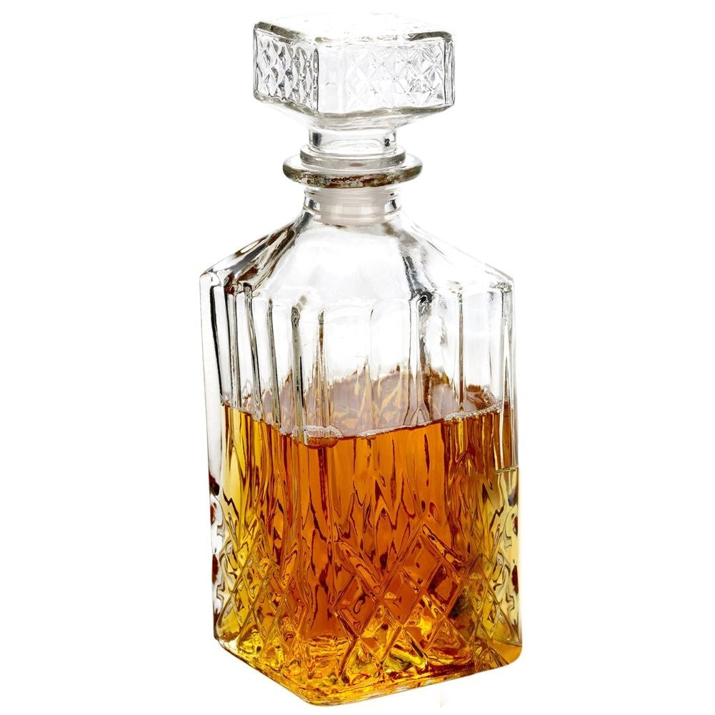 Square decanter with cork - perfect for all drinks