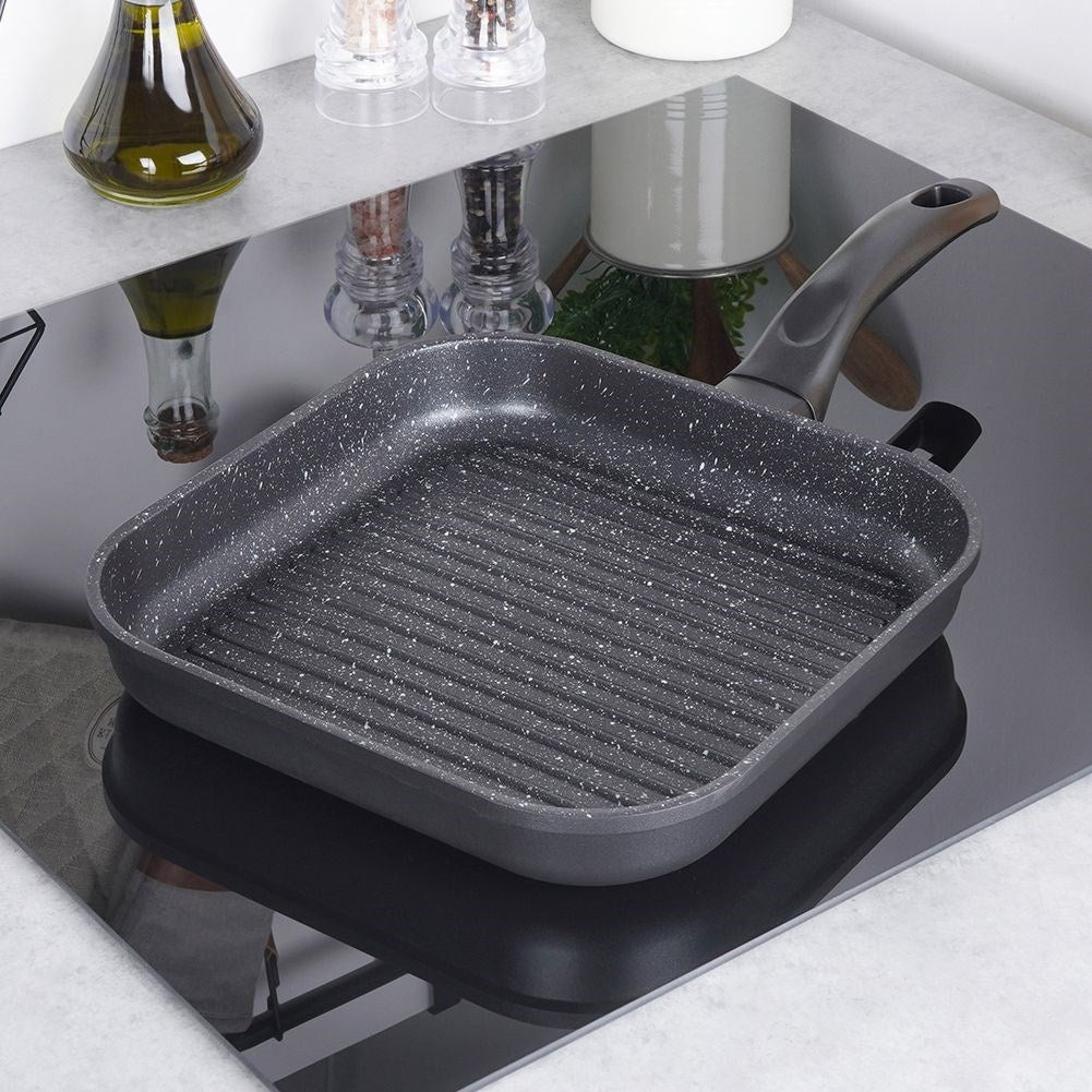 Square grill pan with non-stick granite coating