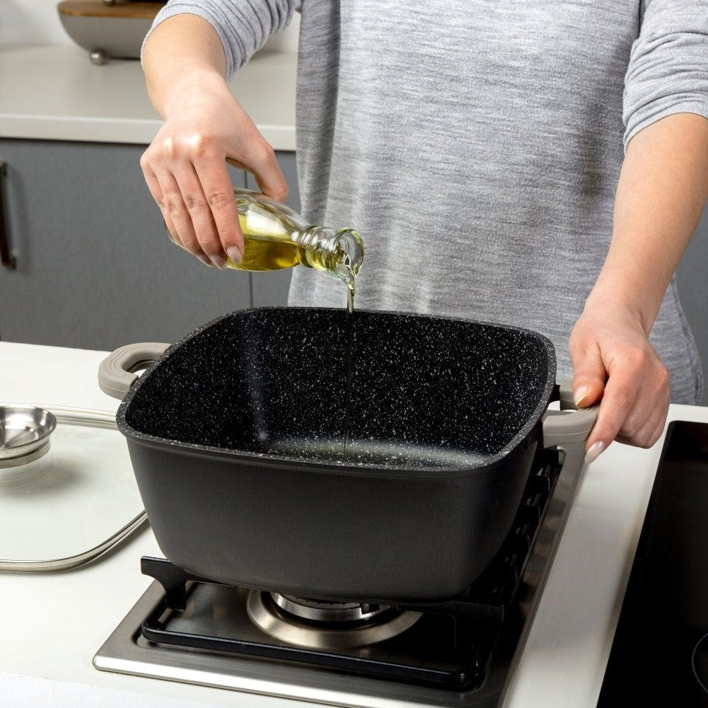 Square pot with durable non-stick granite coating
