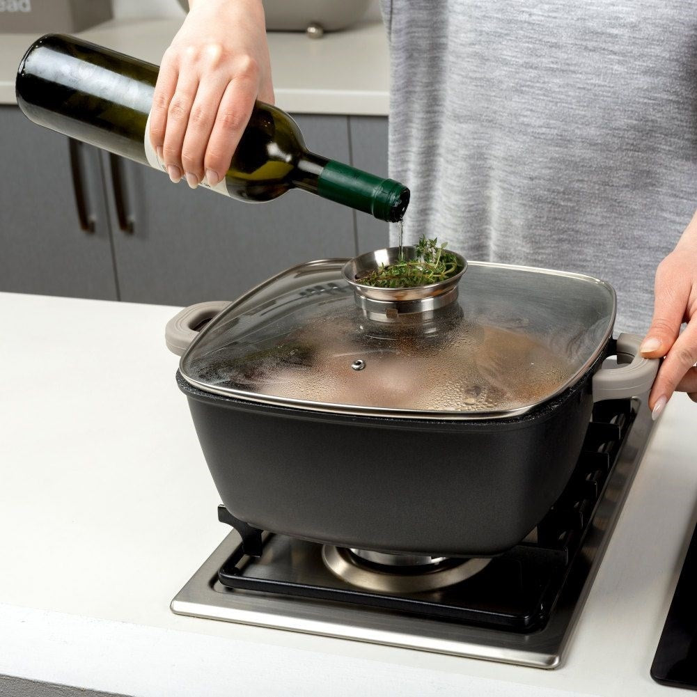 Square pot with durable non-stick granite coating