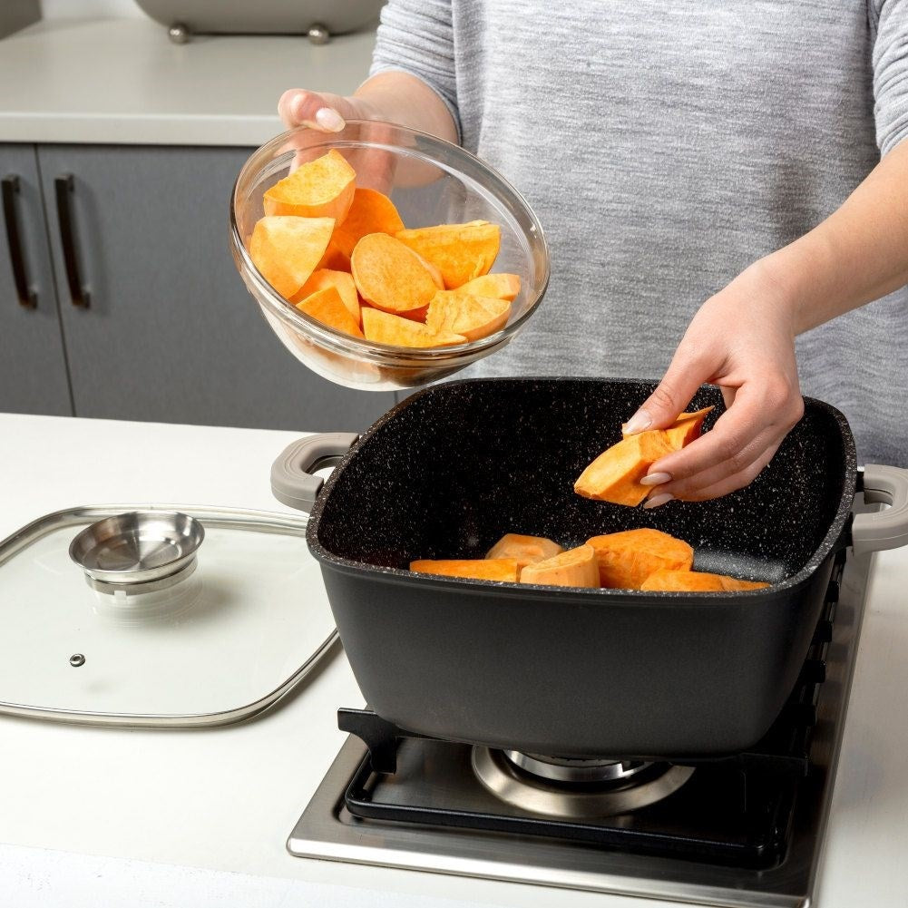 Square pot with durable non-stick granite coating
